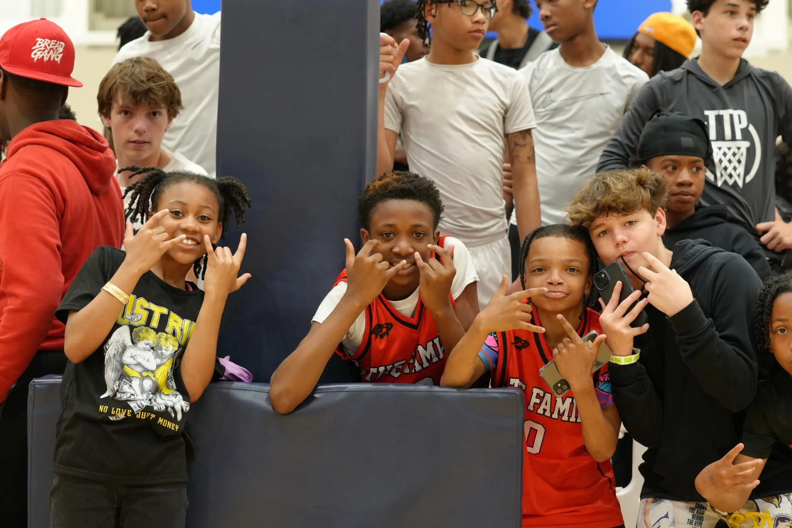 crowd at big time hoops